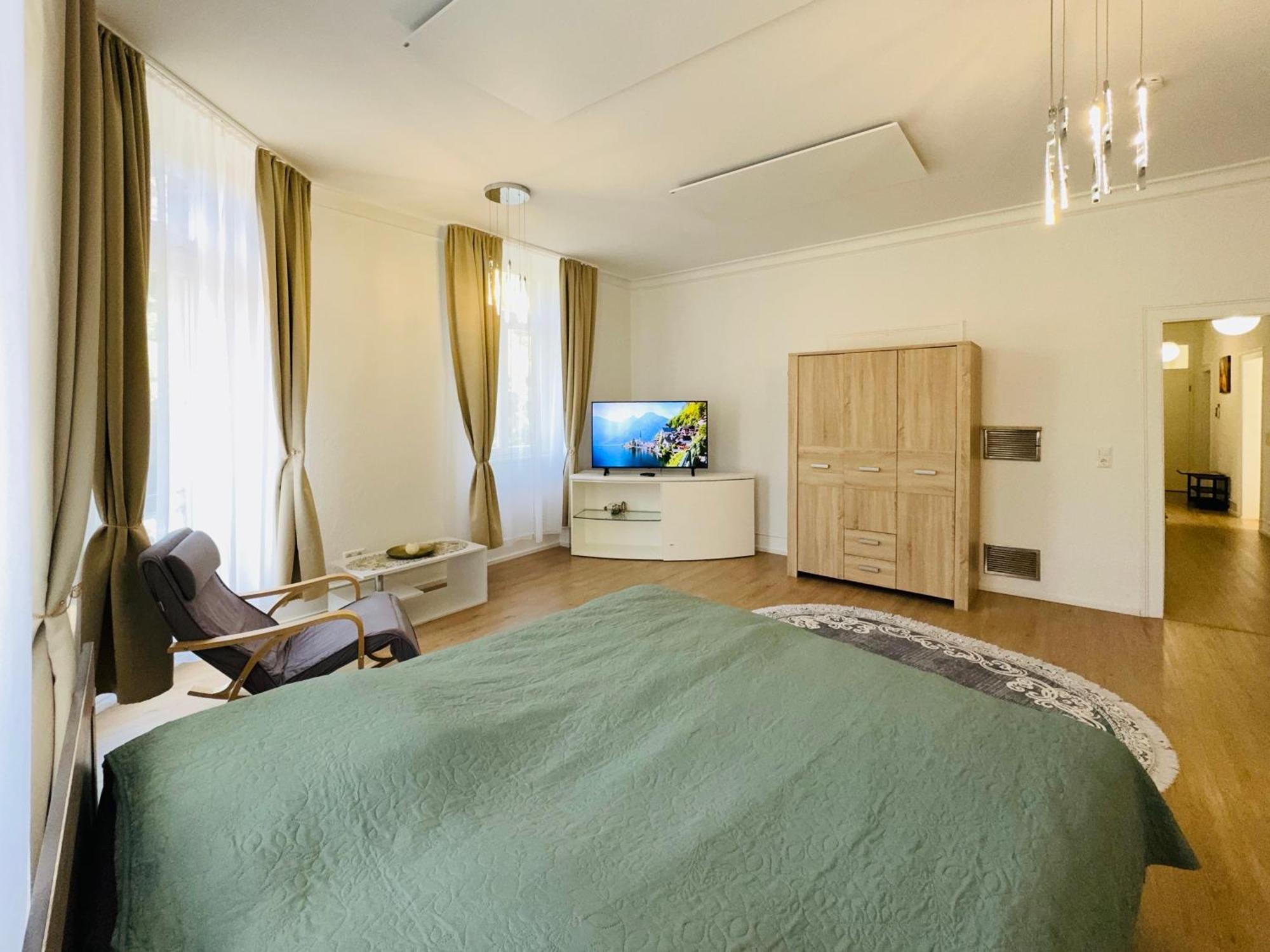 Ferienwohnung Quiet & Park View - Ulm Mitte Exterior foto